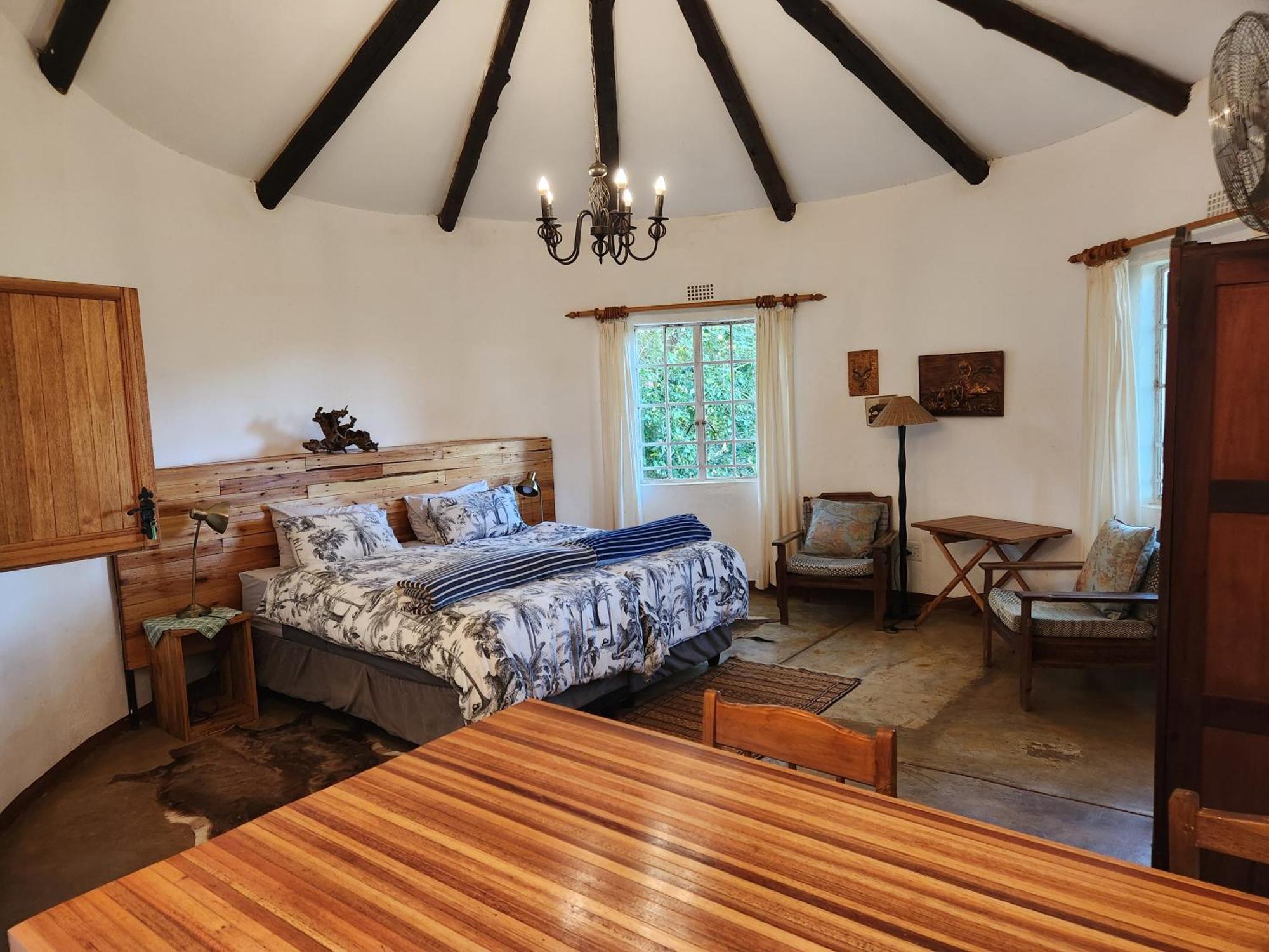Softwaters Guesthouse Cottages หลุยส์ทริคาร์ดท์ ภายนอก รูปภาพ